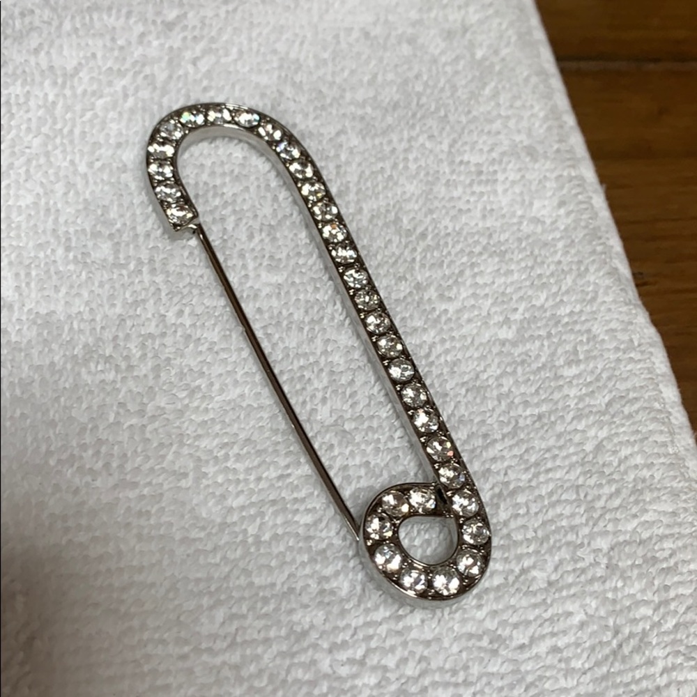 Brand new Safety Pin 🧷